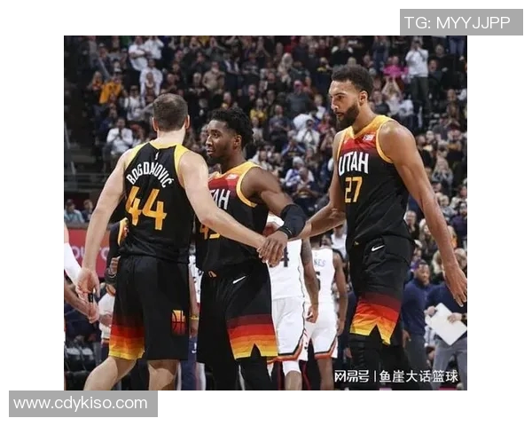 NBA季后赛西部豪强鏖战晋级走势深度解析与未来格局展望